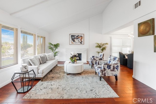 28639 Quaint Street, Agoura Hills CA: https://media.crmls.org/medias/708dc6ac-3867-47e2-b45e-c237a41742be.jpg