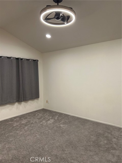 Detail Gallery Image 10 of 14 For 17729 Superior #55,  Northridge,  CA 91325 - 3 Beds | 2 Baths