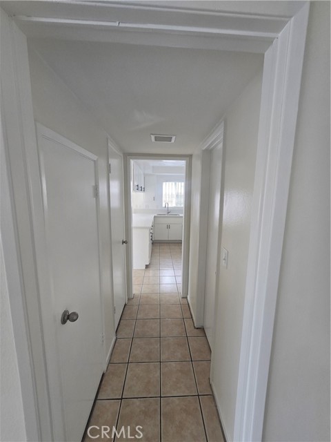 16741 Blanton Lane, Huntington Beach CA: https://media.crmls.org/medias/708e0d82-baa5-42e0-9f22-05c1cb57fa18.jpg