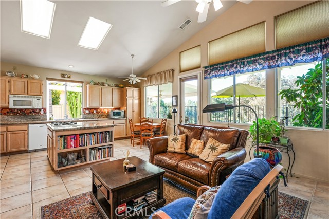 Detail Gallery Image 42 of 54 For 40465 via Camposeco, Murrieta,  CA 92562 - 3 Beds | 2 Baths