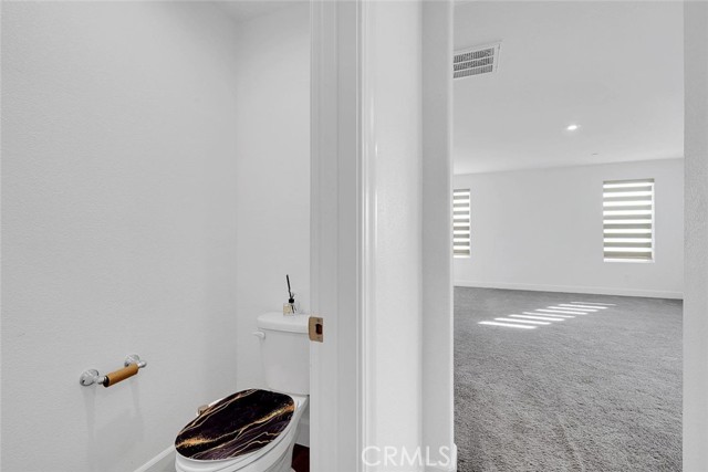 Detail Gallery Image 34 of 54 For 882 Kirkwood Ct, Olivehurst,  CA 95961 - 6 Beds | 3/1 Baths