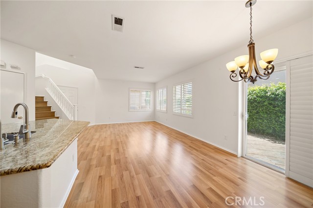 Detail Gallery Image 17 of 53 For 594 Yarrow Dr, Simi Valley,  CA 93065 - 3 Beds | 2/1 Baths
