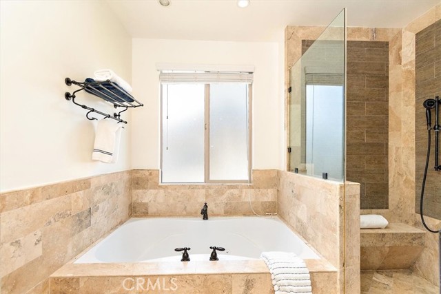 2409 Rockefeller Lane, Redondo Beach, California 90278, 4 Bedrooms Bedrooms, ,3 BathroomsBathrooms,Residential,Sold,Rockefeller,SB23118431