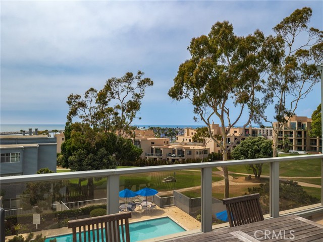 220 The Village, Redondo Beach, California 90277, 1 Bedroom Bedrooms, ,1 BathroomBathrooms,Residential,Sold,The Village,SB24153464