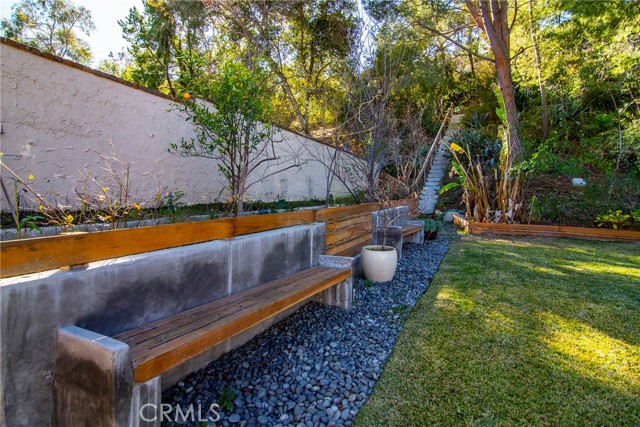 3757 Coldstream, Tarzana CA: https://media.crmls.org/medias/7092dd41-5dc3-4cec-8ff1-7e5b72f999cc.jpg