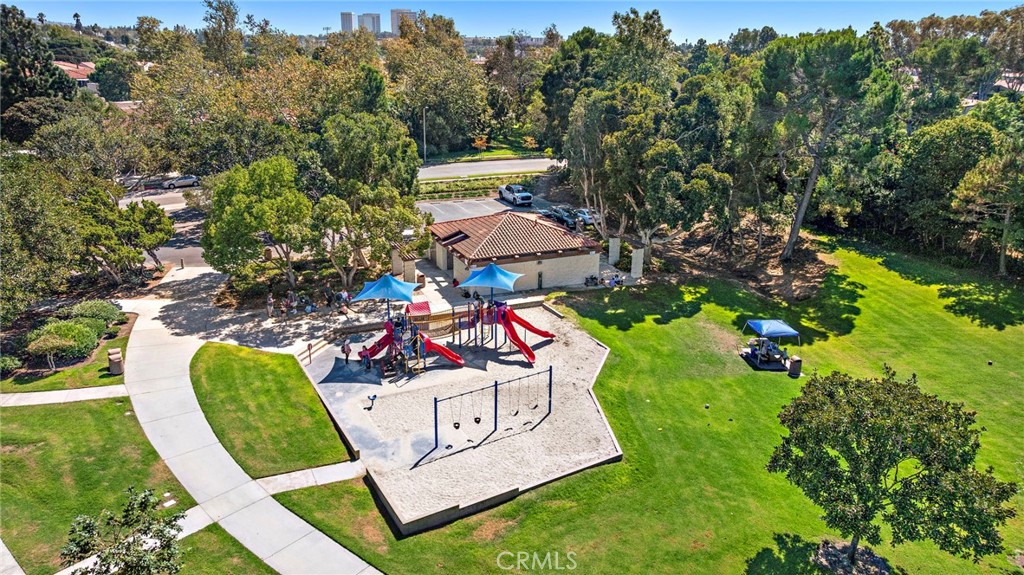 MLS #OC25221146 image #31