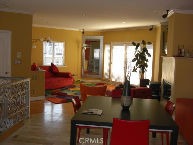 313 2nd, Hermosa Beach, California 90254, 3 Bedrooms Bedrooms, ,2 BathroomsBathrooms,Residential,Sold,2nd,S10022687