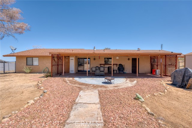 Detail Gallery Image 23 of 40 For 6748 San Angelo, Joshua Tree,  CA 92252 - 3 Beds | 2/1 Baths