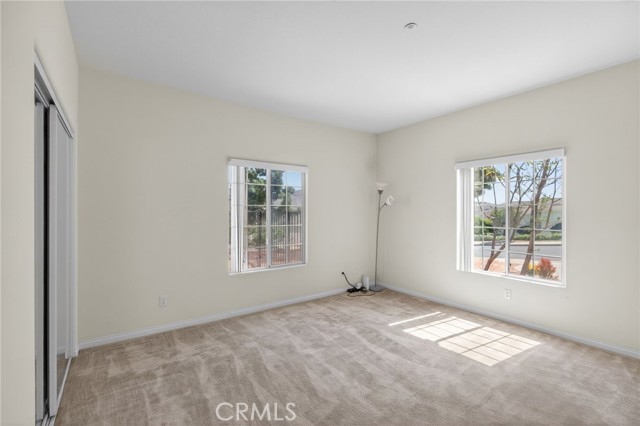 Image 33 of 70 For 6201 Omega Street