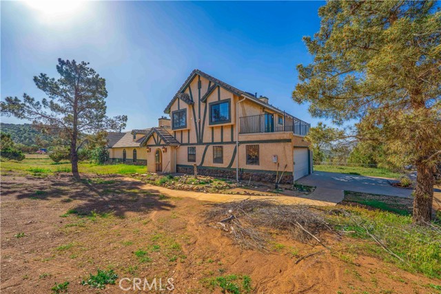 Detail Gallery Image 2 of 54 For 34754 Ellenan, Acton,  CA 93510 - 5 Beds | 4 Baths