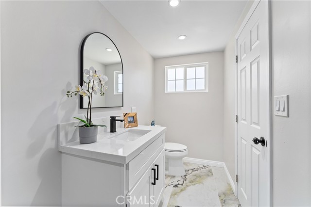 Detail Gallery Image 27 of 34 For 880 E Turmont St, Carson,  CA 90746 - 3 Beds | 2 Baths