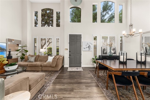 Detail Gallery Image 7 of 38 For 2130 Almeria St #101,  Corona,  CA 92879 - 3 Beds | 2/1 Baths