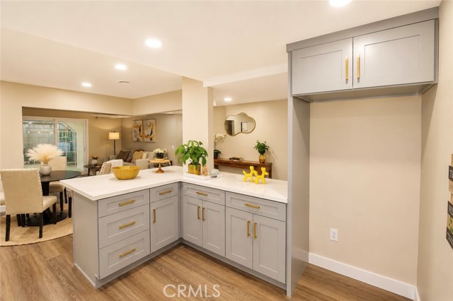2332 Silverbay photo 24