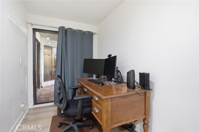 Detail Gallery Image 20 of 33 For 222 N Rose #8,  Burbank,  CA 91505 - 2 Beds | 2 Baths