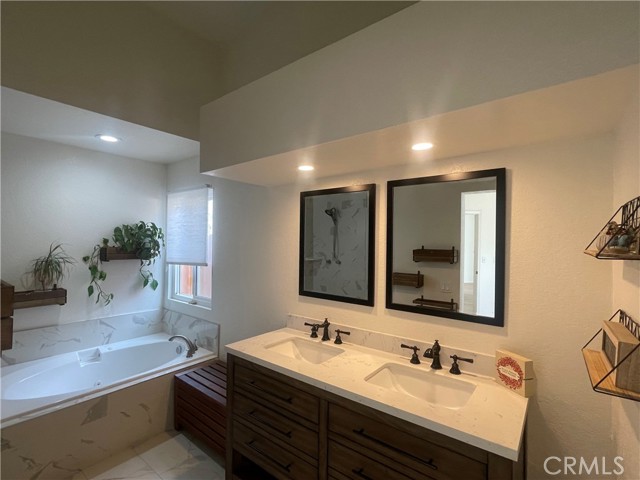 Detail Gallery Image 17 of 31 For 39312 Dunbar St a,  Palmdale,  CA 93551 - 3 Beds | 2 Baths