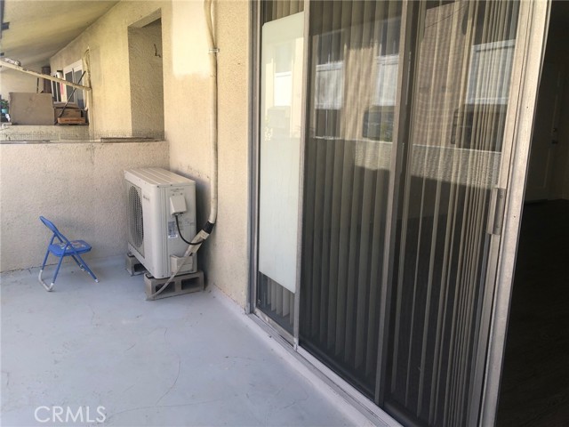 218 N Nicholson Avenue, Monterey Park CA: https://media.crmls.org/medias/7099cd58-1435-4b23-b736-577d2a9660a6.jpg