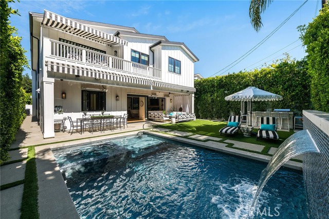 4365 Kraft Avenue, Studio City CA: https://media.crmls.org/medias/7099ea66-b75e-457e-bda2-95e79ace371a.jpg
