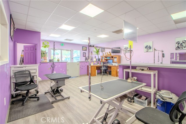 15444 Bear Valley Road, Victorville CA: https://media.crmls.org/medias/709a0351-5b70-4a2d-9adb-51268c48fdc9.jpg