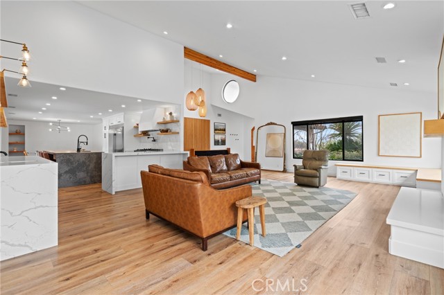 Detail Gallery Image 14 of 62 For 9120 Cleveland, Riverside,  CA 92503 - 5 Beds | 3/1 Baths