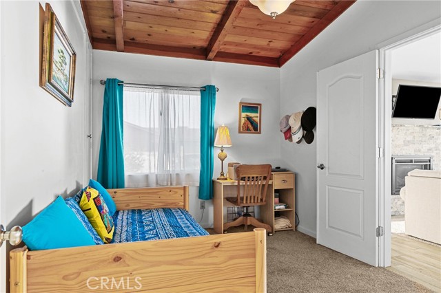 Image 19 of 57 For 3302 Beachcomber Dr.