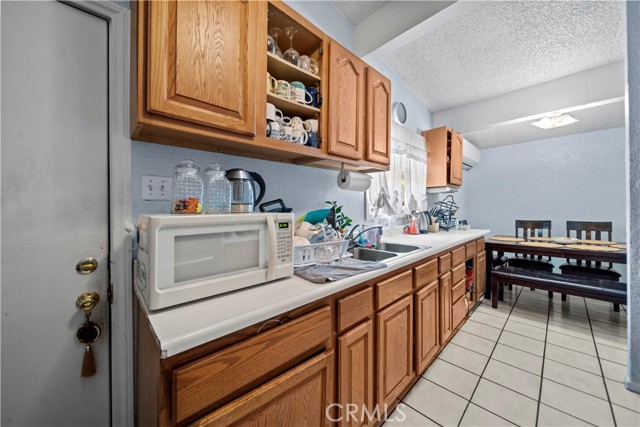 Detail Gallery Image 13 of 37 For 1257 Colony Dr, Pomona,  CA 91766 - 3 Beds | 1 Baths