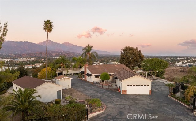 Detail Gallery Image 6 of 64 For 800 De Anza Heights Dr, La Verne,  CA 91750 - 3 Beds | 2/1 Baths