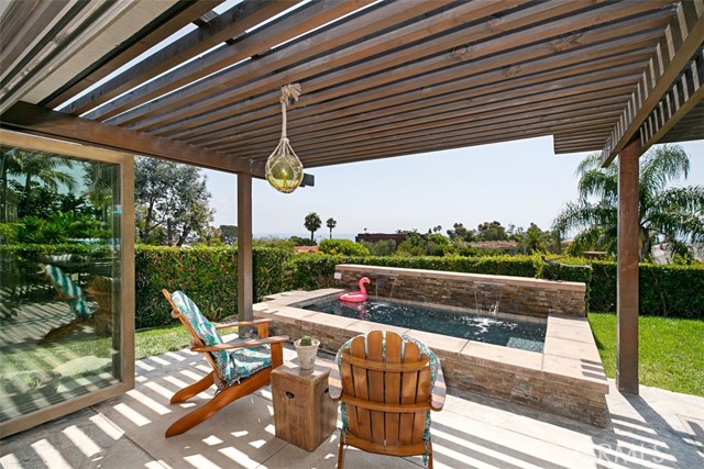 228 Ledroit Street, Laguna Beach CA: https://media.crmls.org/medias/709a9500-7910-480d-ba32-20870db74599.jpg