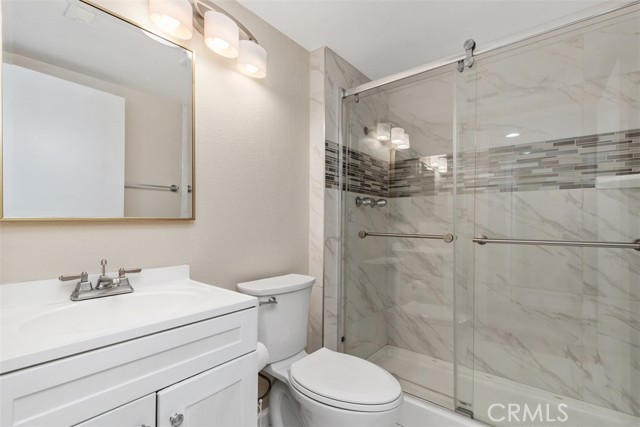 21435 Running Branch Road, Diamond Bar CA: https://media.crmls.org/medias/709b6c9b-0aca-4abd-bfe1-c6bb99ecbf87.jpg