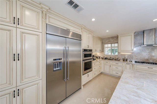 Detail Gallery Image 9 of 39 For 814 Kellogg, Glendale,  CA 91202 - 3 Beds | 2 Baths