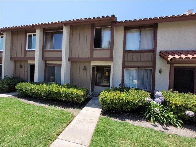 Detail Gallery Image 1 of 1 For 4566 Toledo Way, Buena Park,  CA 90621 - 3 Beds | 2/1 Baths