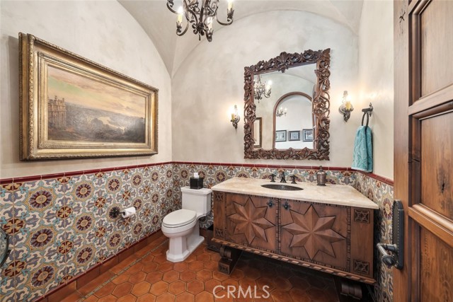 Detail Gallery Image 13 of 73 For 2770 Lupine Canyon Rd, Avila Beach,  CA 93424 - 5 Beds | 3/1 Baths