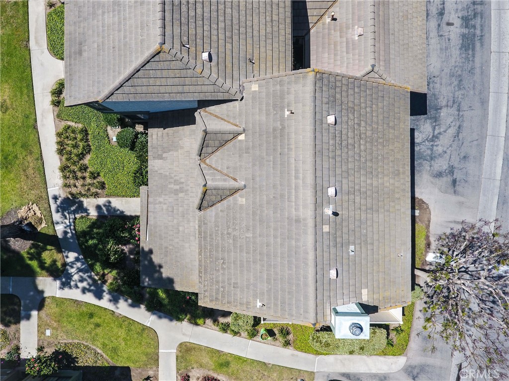 https://media.crmls.org/medias/709dadcb-0a77-40b9-8e3a-ff59b2b029e0.jpg?preset=X-Large