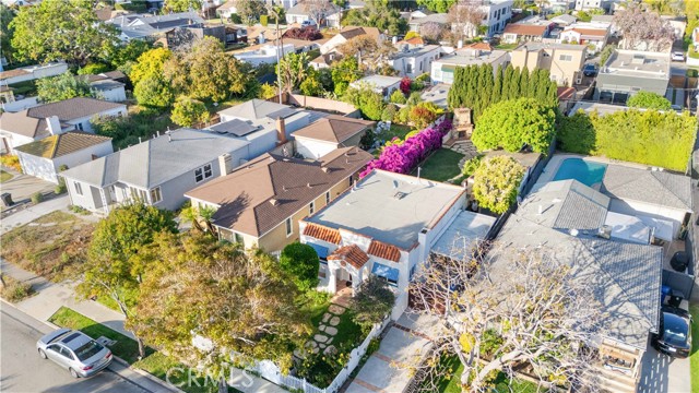 Detail Gallery Image 3 of 38 For 4260 Mcconnell Bld, Los Angeles,  CA 90066 - 2 Beds | 1 Baths