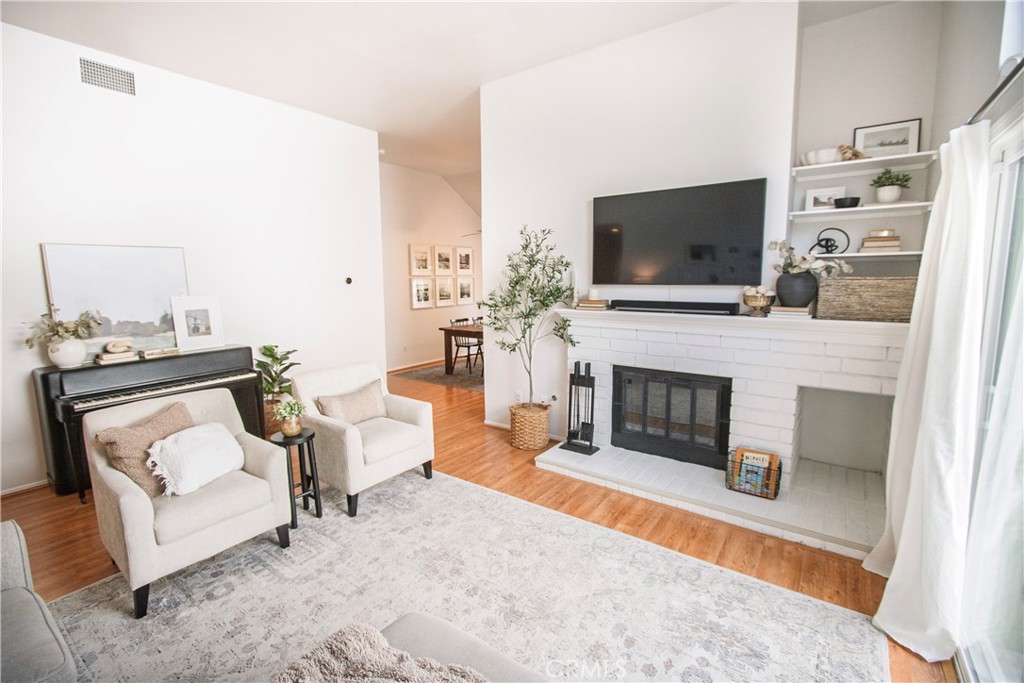 MLS #SR25269399 image #7