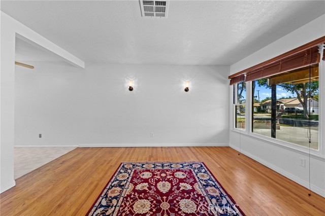 Detail Gallery Image 6 of 45 For 8144 Verbena Dr, Riverside,  CA 92504 - 3 Beds | 1 Baths
