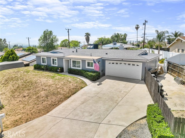 5634 Mckinley Avenue, San Bernardino CA: https://media.crmls.org/medias/709fb4b3-5357-483a-af26-d88772650774.jpg