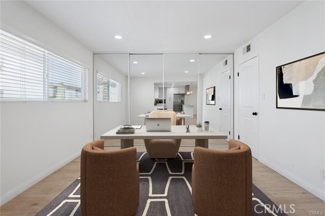 Detail Gallery Image 16 of 35 For 5330 Zelzah Ave #7,  Encino,  CA 91316 - 2 Beds | 2 Baths