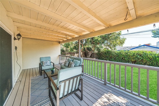 552 E Mountain View Avenue, Glendora CA: https://media.crmls.org/medias/70a097a3-7be6-45fc-9d1a-b52723f1a6eb.jpg