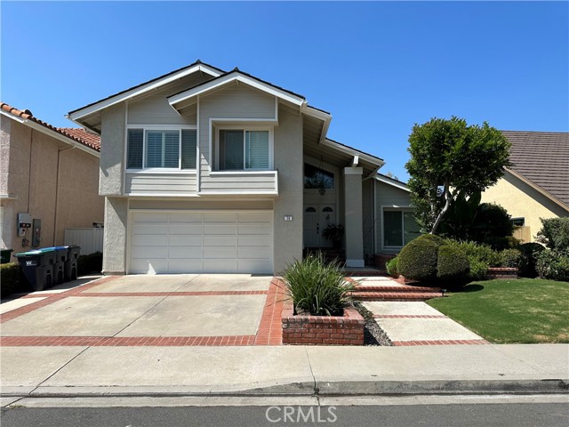 Detail Gallery Image 5 of 17 For 26 Palmatum, Irvine,  CA 92620 - 4 Beds | 2/1 Baths