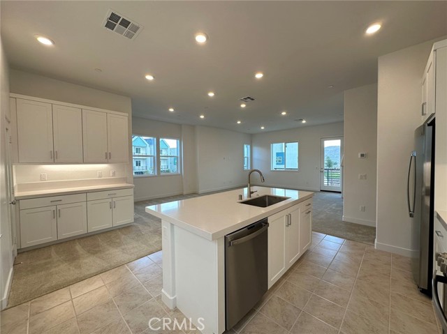 Detail Gallery Image 15 of 26 For 206 Sash, Irvine,  CA 92618 - 4 Beds | 3/1 Baths