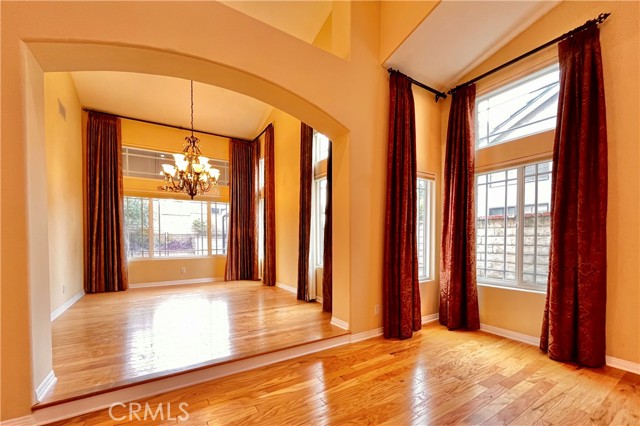 Detail Gallery Image 10 of 49 For 5666 Silver Valley, –,  CA 91301 - 4 Beds | 3 Baths