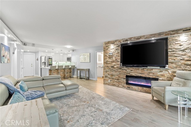 Detail Gallery Image 6 of 37 For 700 E Ocean Bld #1208,  Long Beach,  CA 90802 - 3 Beds | 2 Baths