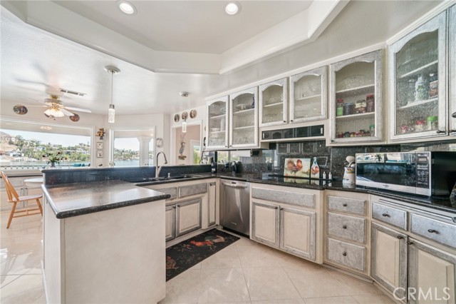 29368 Big Range Road, Canyon Lake CA: https://media.crmls.org/medias/70a3673b-e767-48ad-8e94-d585becad6d4.jpg