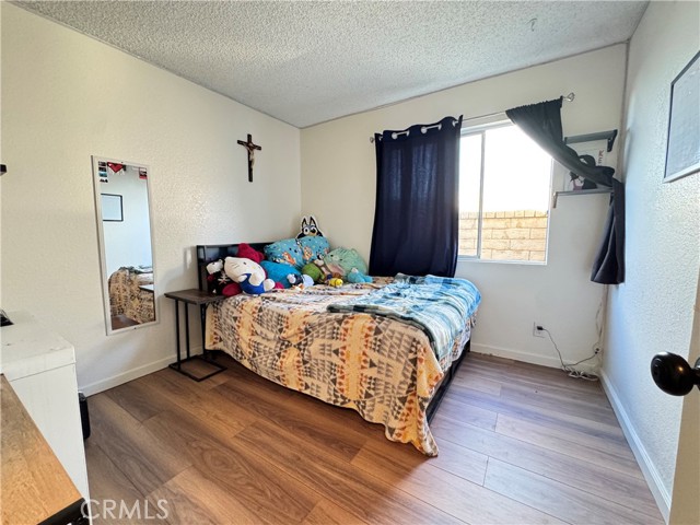 Detail Gallery Image 6 of 11 For 2725 Jojoba Ter, Palmdale,  CA 93550 - 4 Beds | 2 Baths