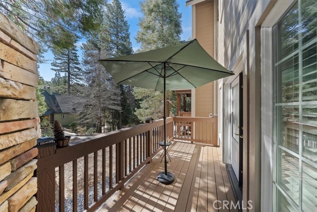 Detail Gallery Image 37 of 44 For 27312 Little Bear, Lake Arrowhead,  CA 92317 - 4 Beds | 4/1 Baths