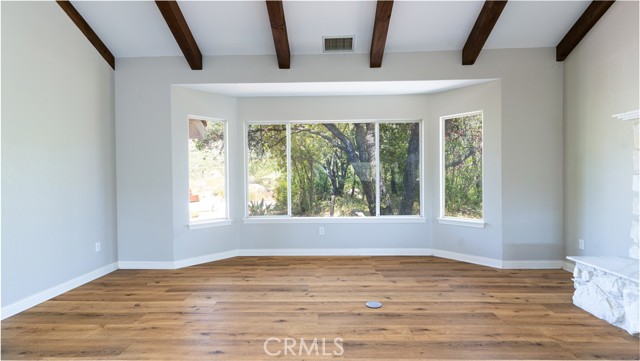 Detail Gallery Image 12 of 45 For 19605 Carancho Road, Temecula,  CA 92590 - 4 Beds | 2/2 Baths