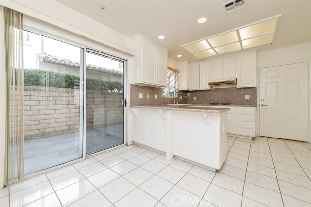 326 Genoa, Arcadia CA: https://media.crmls.org/medias/70a6cab4-08db-4f7e-bca8-d95d2aab52ae.jpg