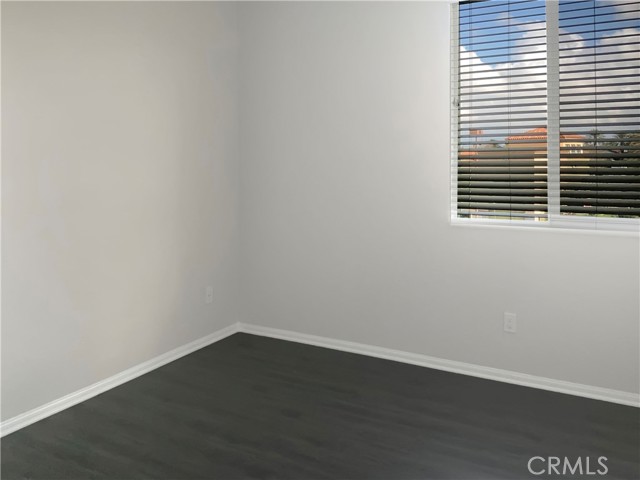 Detail Gallery Image 14 of 21 For 12432 Constellation St, Corona,  CA 91752 - 3 Beds | 2/1 Baths