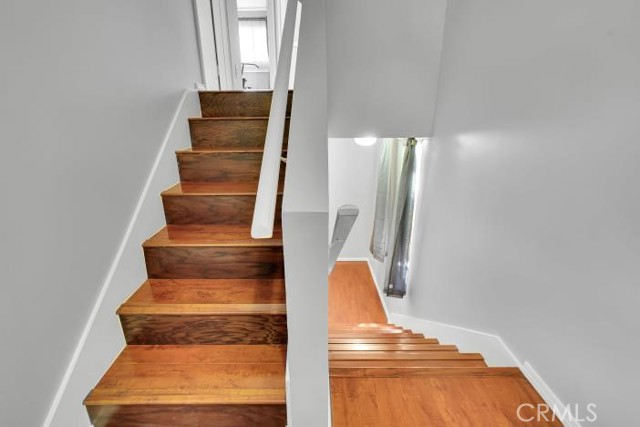 Detail Gallery Image 33 of 51 For 9917 Independence Ave #C,  Chatsworth,  CA 91311 - 2 Beds | 2 Baths