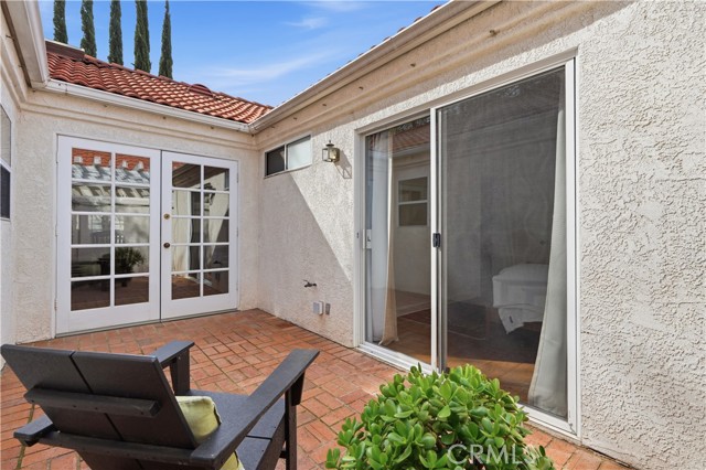 Image 23 of 38 For 26352 Ivrea  